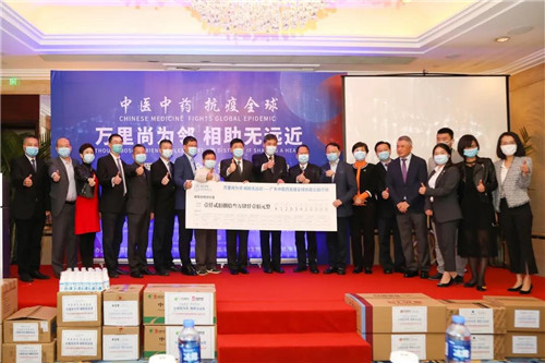 完美公司助力全球抗疫公益行动