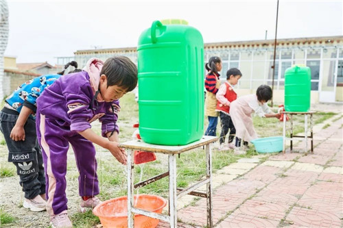 无限极： 高原上的幼儿园