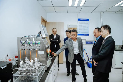 三生（中国）与江南大学战略合作签约仪式顺利举行
