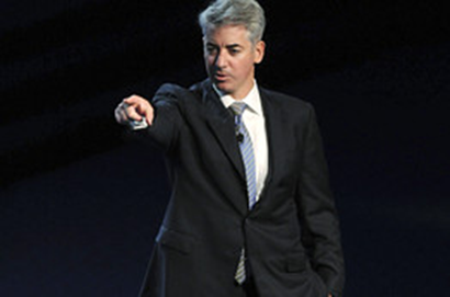 最先向康宝莱发难的是因成功预测雷曼兄弟破产而一战成名的大卫-艾因霍恩(David Einhorn)，他仅在电话会议中向康宝莱提了销售方面的几个简单的问题，就导致当日康宝莱股价暴跌20%。（图片来源：华尔街日报）