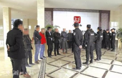 传销团伙以黑茶为媒介发展下线 3个月就卖了1个多亿
