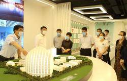 西青区区长白凤祥与康婷生物一行参观研究院 