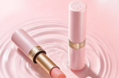 无限极萃雅好气色焕彩精华唇膏全新上市！